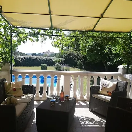 La Valanais - Maison De Entiere Climatisee Avec Piscine Privee *